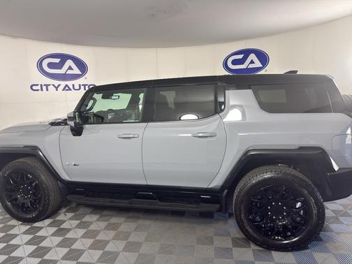 Meteorite Metallic (Grey) 2025 GMC HUMMER EV SUV 2X