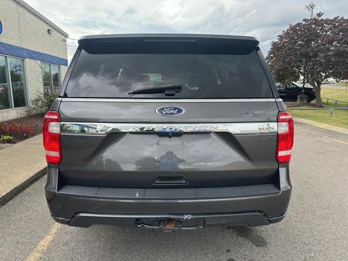 Magnetic Metallic 2018 Ford Expedition Max XL