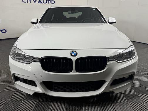 2018 BMW 330 330i