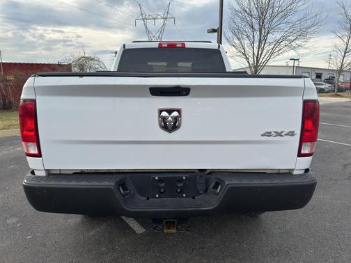 2018 RAM 2500 Tradesman Crew Cab 4x4 6'4' Box