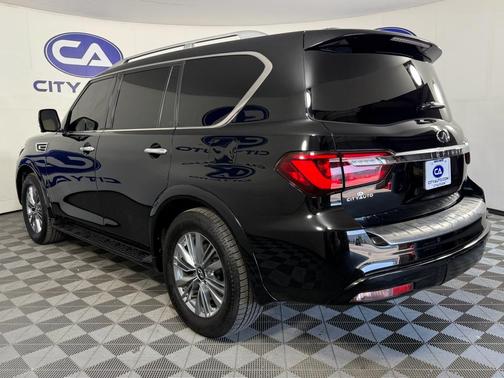 2021 INFINITI QX80 Luxe