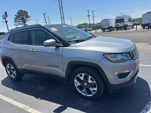 Billet Silver Metallic Clearcoat 2019 Jeep Compass Limited
