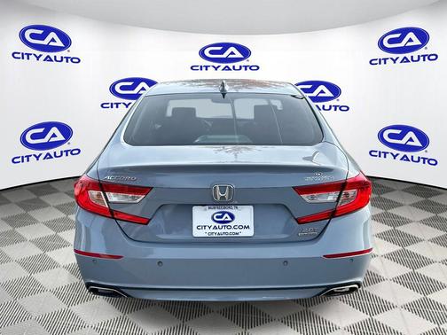 2022 Honda Accord Touring 2.0T