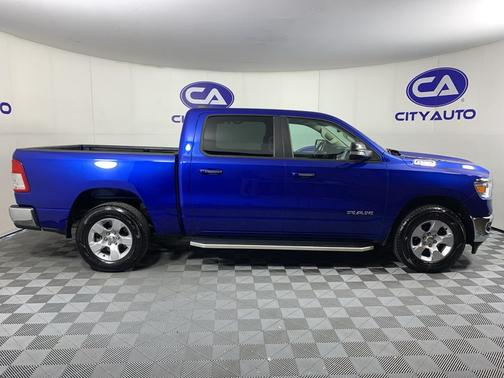 Blue Streak Pearlcoat 2019 RAM 1500 Big Horn