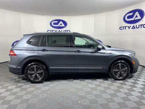 2024 Volkswagen Tiguan 2.0T Wolfsburg Edition