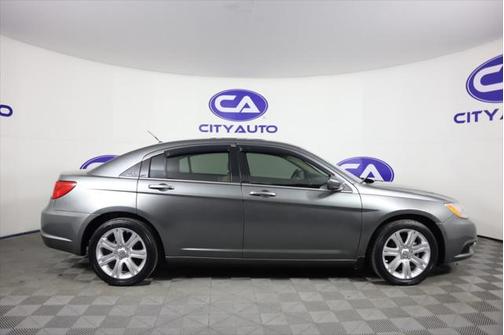 2012 Chrysler 200 Touring
