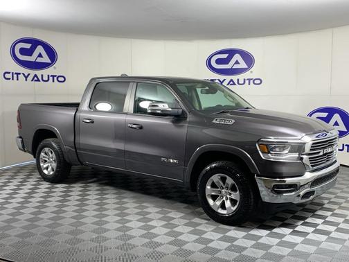 Granite Crystal Metallic Clearcoat 2019 RAM 1500 Laramie
