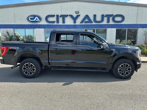 Agate Black Metallic 2023 Ford F-150 XLT