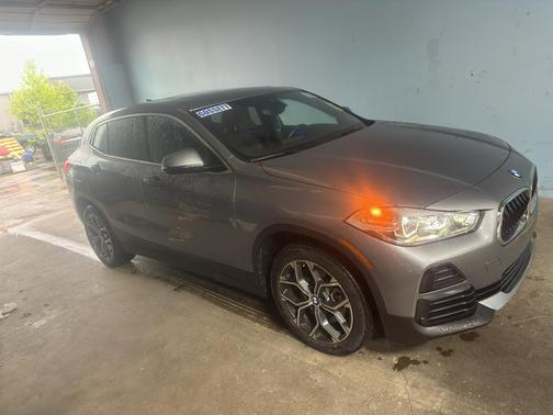 Skyscraper Grey Metallic 2023 BMW X2 sDrive28i