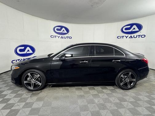 2022 Mercedes-Benz A-Class A220