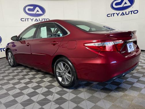 2015 Toyota Camry SE