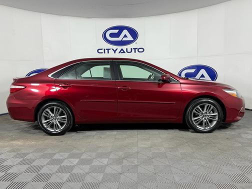 2015 Toyota Camry SE