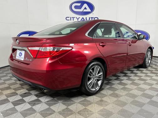 2015 Toyota Camry SE