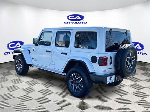 2025 Jeep Wrangler 4-Door Sahara 4x4