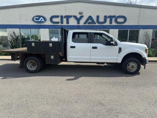 Oxford White 2019 Ford F-350 XL