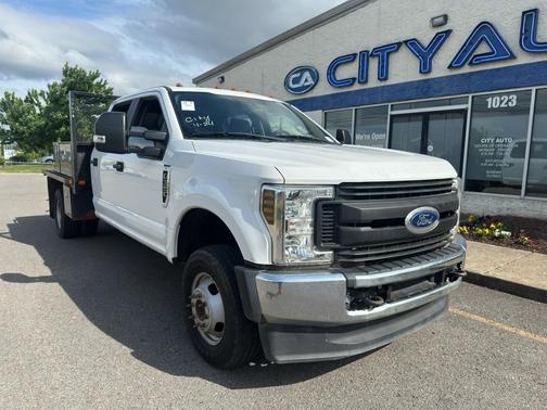 Oxford White 2019 Ford F-350 XL