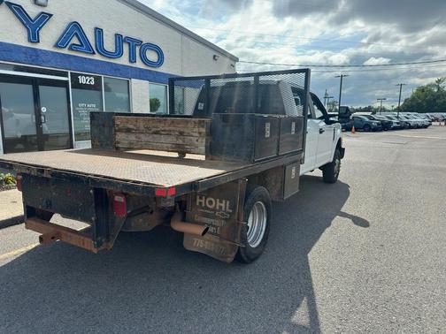 Oxford White 2019 Ford F-350 XL
