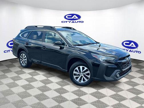Crystal Black Silica 2023 Subaru Outback Premium