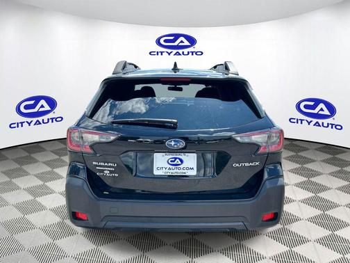 Crystal Black Silica 2023 Subaru Outback Premium