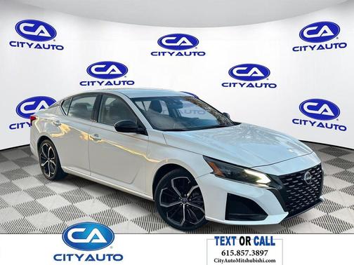 2023 Nissan Altima SR FWD