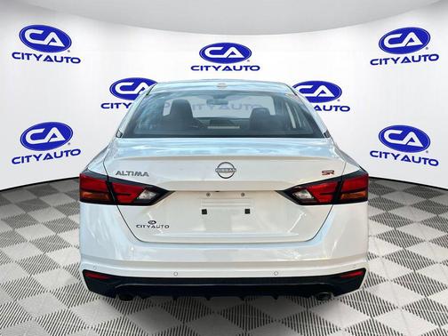 2023 Nissan Altima SR FWD