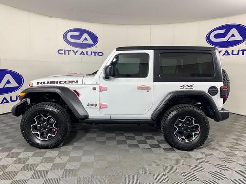 Bright White Clearcoat 2023 Jeep Wrangler Rubicon