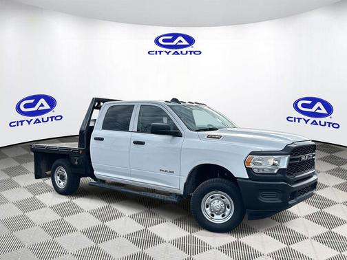 2019 RAM 2500 Tradesman Crew Cab 4x4 6'4' Box