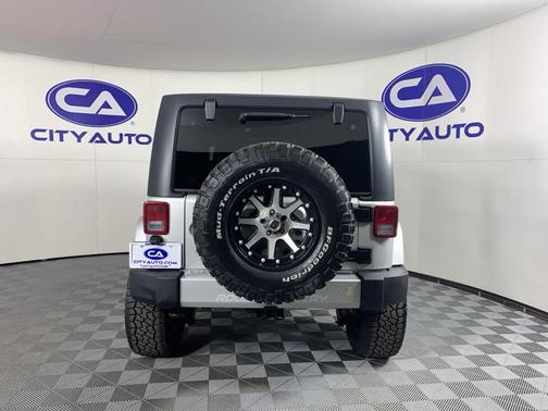 2012 Jeep Wrangler Sahara