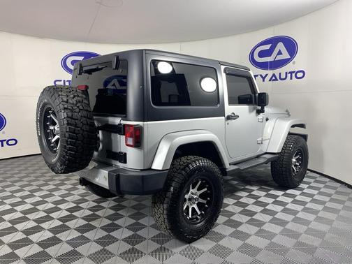 2012 Jeep Wrangler Sahara