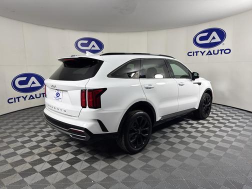 2022 Kia Sorento SX