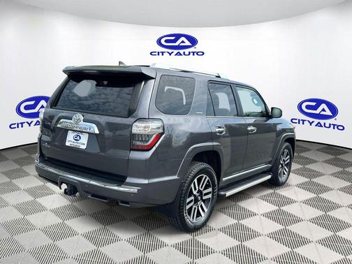 Magnetic Gray Metallic 2018 Toyota 4Runner SR5 Premium