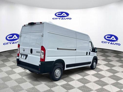Bright White Clearcoat 2024 RAM ProMaster 2500 Tradesman