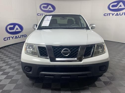 2015 Nissan Frontier S