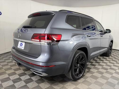 2022 Volkswagen Atlas 3.6L SE w/Technology