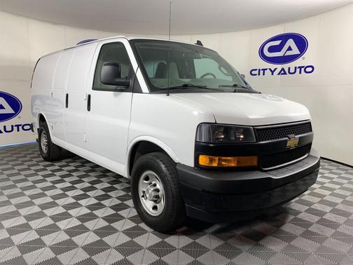 Summit White 2021 Chevrolet Express 2500 Work Van