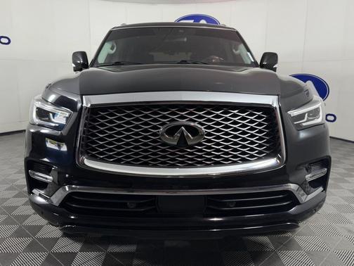 2021 INFINITI QX80 Luxe