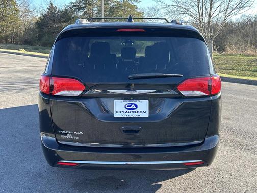 2020 Chrysler Pacifica Touring-L Plus