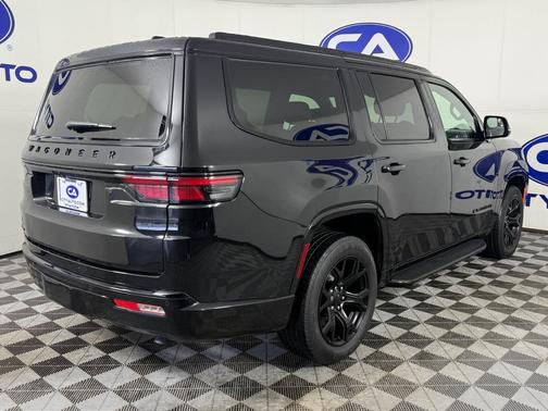 2023 Jeep Wagoneer Series II Carbide 4x4