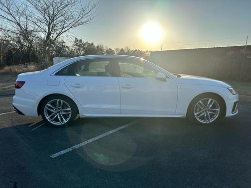 2024 Audi A4 45 S line Premium Plus