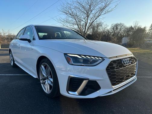 2024 Audi A4 45 S line Premium Plus
