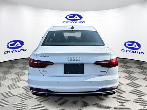 2024 Audi A4 45 S line Premium Plus