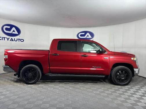 2018 Toyota Tundra SR5