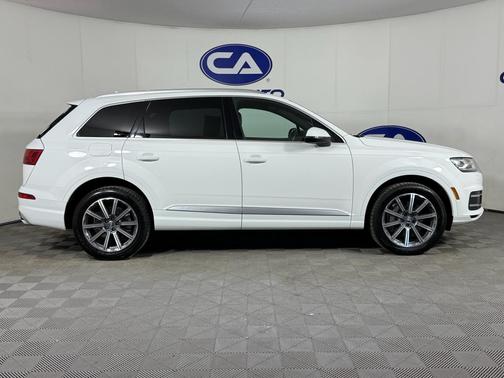 2019 Audi Q7 55 Premium