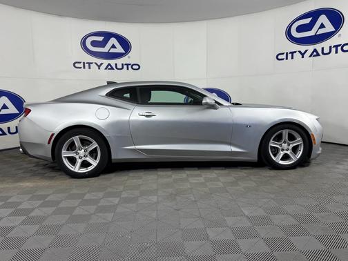 2016 Chevrolet Camaro 1LT
