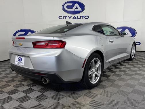 2016 Chevrolet Camaro 1LT