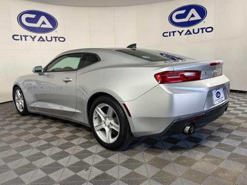 2016 Chevrolet Camaro 1LT