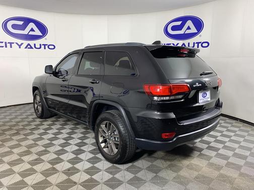 2016 Jeep Grand Cherokee 75th Anniversary