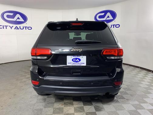 2016 Jeep Grand Cherokee 75th Anniversary