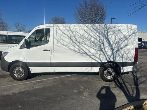 2022 Mercedes-Benz Sprinter 1500 Standard Roof I4