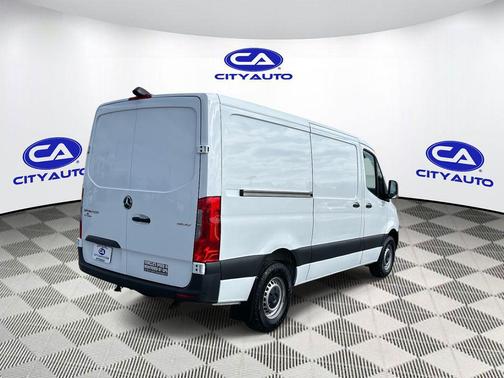 2022 Mercedes-Benz Sprinter 1500 Standard Roof I4